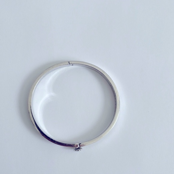 COPY - Kate spade silver bangle - Picture 2 of 3